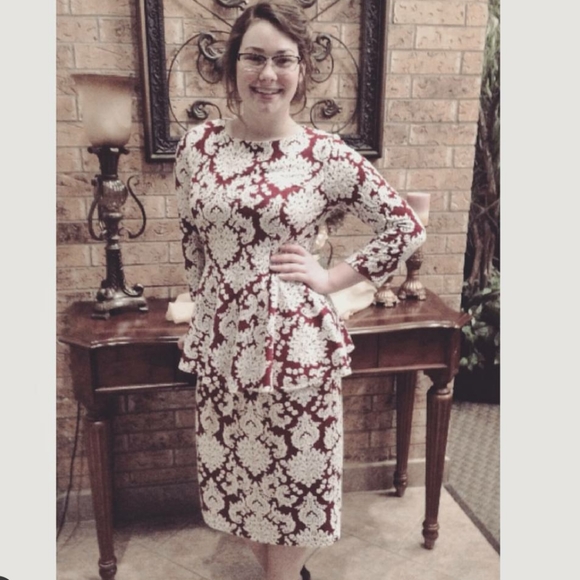 Modest dress - Picture 4 of 4